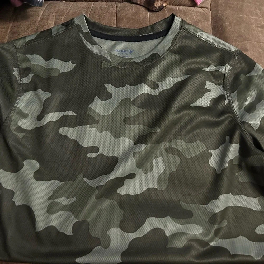 Shirts - Picture 2 of 3